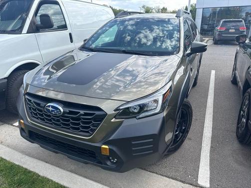 Autumn Green Metallic 2022 Subaru Outback Wilderness