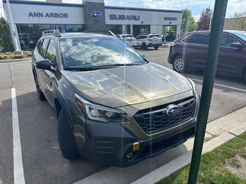 Autumn Green Metallic 2022 Subaru Outback Wilderness