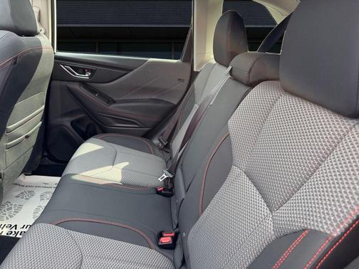 Crystal White Pearl 2023 Subaru Forester Sport