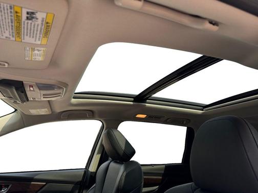 Ice Silver Metallic 2023 Subaru Ascent Touring 7-Passenger