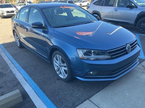 2017 Volkswagen Jetta 1.8T SEL