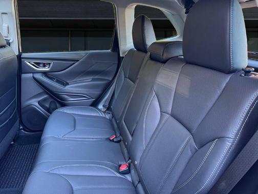 Magnetite Gray Metallic 2024 Subaru Forester Touring