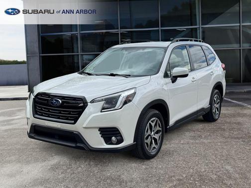 Crystal White Pearl 2023 Subaru Forester Premium