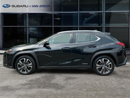 2020 Lexus UX 250h Base
