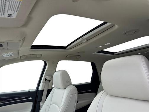2022 Buick Enclave AWD Essence