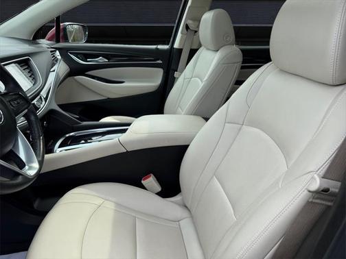 2022 Buick Enclave AWD Essence