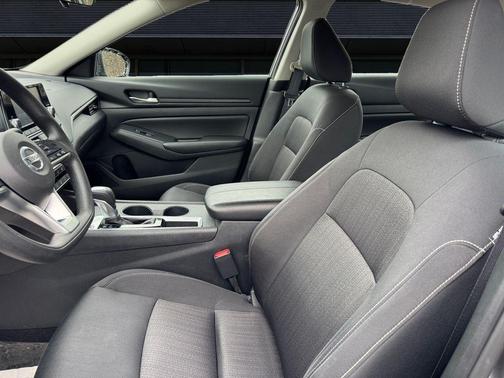 2022 Nissan Altima S FWD