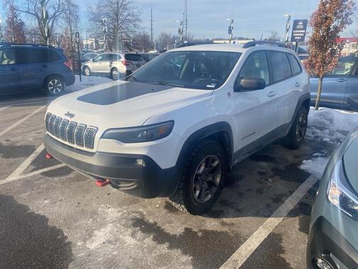 2019 Jeep Cherokee Trailhawk