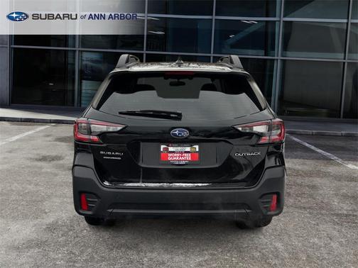 2022 Subaru Outback Base