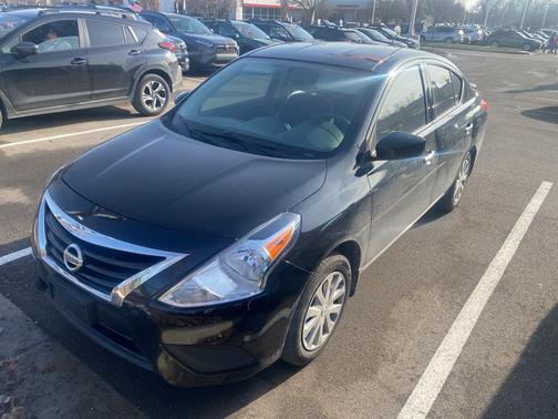 2015 Nissan Versa 1.6 SV
