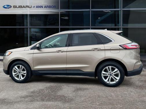 Desert Gold Metallic 2020 Ford Edge SEL