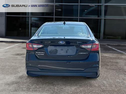 Crystal Black Silica 2025 Subaru Legacy Premium