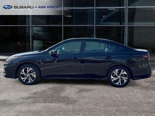 Crystal Black Silica 2025 Subaru Legacy Premium