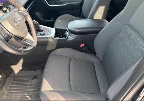 2023 Toyota RAV4 Prime SE