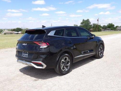 Fusion Orange 2023 Kia Sportage LX