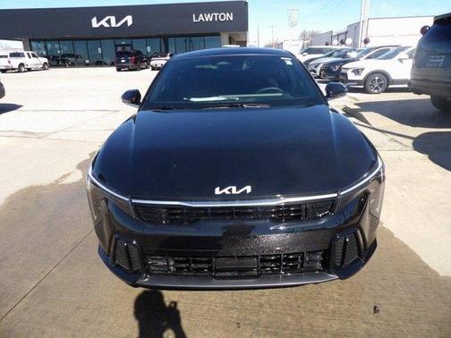 Aurora Black Pearl 2026 Kia K4 GT-LINE