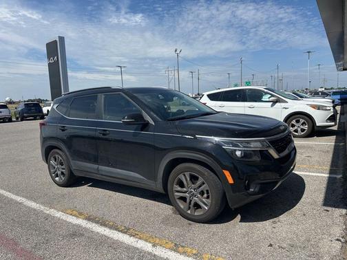 Cherry Black 2023 Kia Seltos S