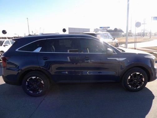 Midnight Black 2026 Kia Sorento S