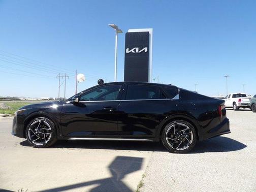 Aurora Black Pearl 2026 Kia K4 GT-LINE