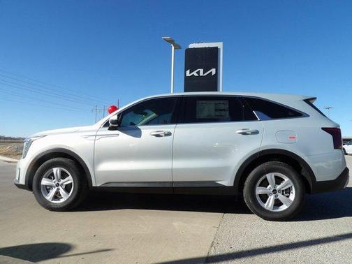 2026 Kia Sorento LX