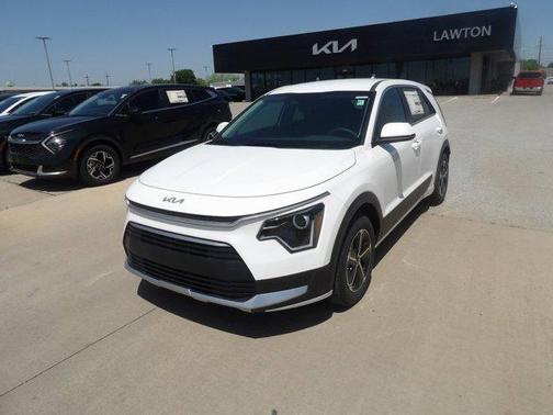 2025 Kia Niro LX