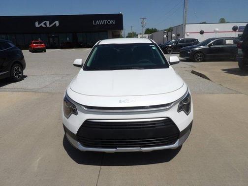 2025 Kia Niro LX