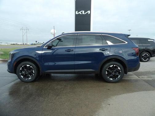 Midnight Black 2026 Kia Sorento S