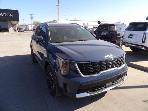 Midnight Black 2026 Kia Sorento S