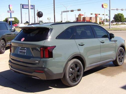 Green 2026 Kia Sorento Hybrid X-LINE SX PRESTIGE
