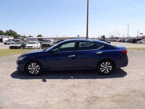 Deep Blue Pearl 2021 Nissan Altima 2.5 S