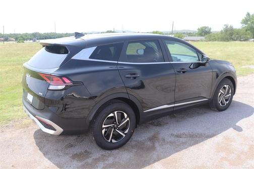 2025 Kia Sportage Hybrid LX