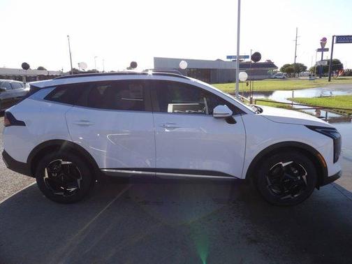 Glacial White Pearl 2026 Kia Sportage EX