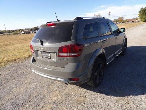 2020 Dodge Journey Crossroad