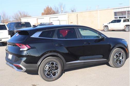 2025 Kia Sportage LX