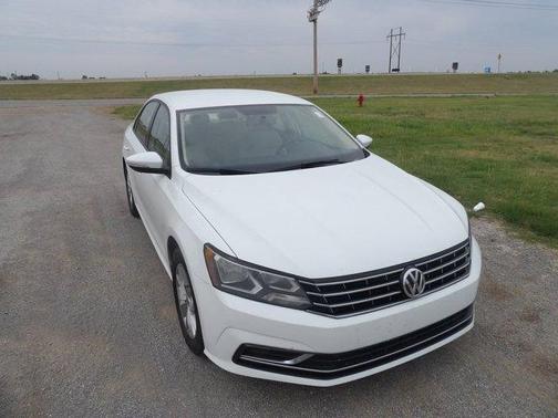 2018 Volkswagen Passat 2.0T S