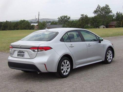 Classic Silver Metallic 2025 Toyota Corolla LE