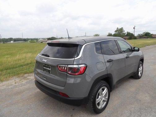 2023 Jeep Compass Sport