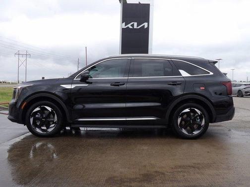 Aurora Black Pearl 2026 Kia Sorento Hybrid EX