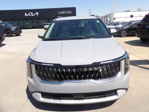 Ceramic Silver 2026 Kia Carnival EX