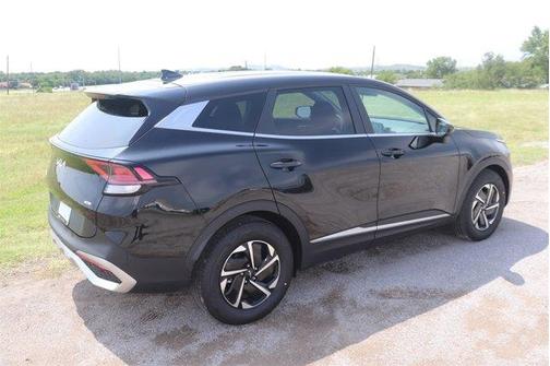 2025 Kia Sportage Hybrid LX