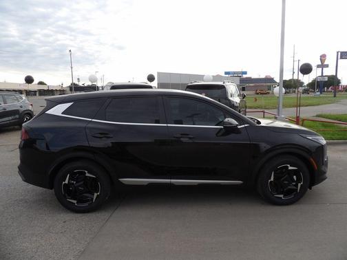 Ebony Black 2026 Kia Sportage EX