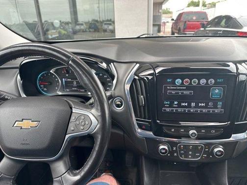 Summit White 2018 Chevrolet Traverse LT Leather