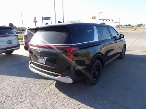 2025 Kia Carnival LXS