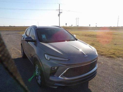 2024 Buick Encore GX Avenir