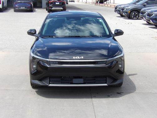 Aurora Black 2026 Kia K4 EX