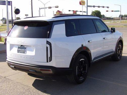 Glacial White Pearl 2027 Kia Telluride EX