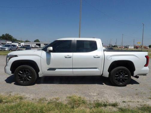 2024 Toyota Tundra Platinum