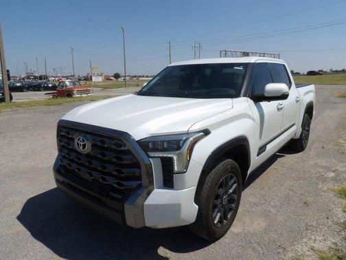 2024 Toyota Tundra Platinum