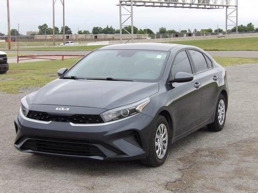 Gravity Gray 2024 Kia Forte LX