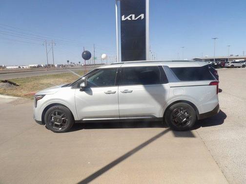 2025 Kia Carnival Hybrid SX